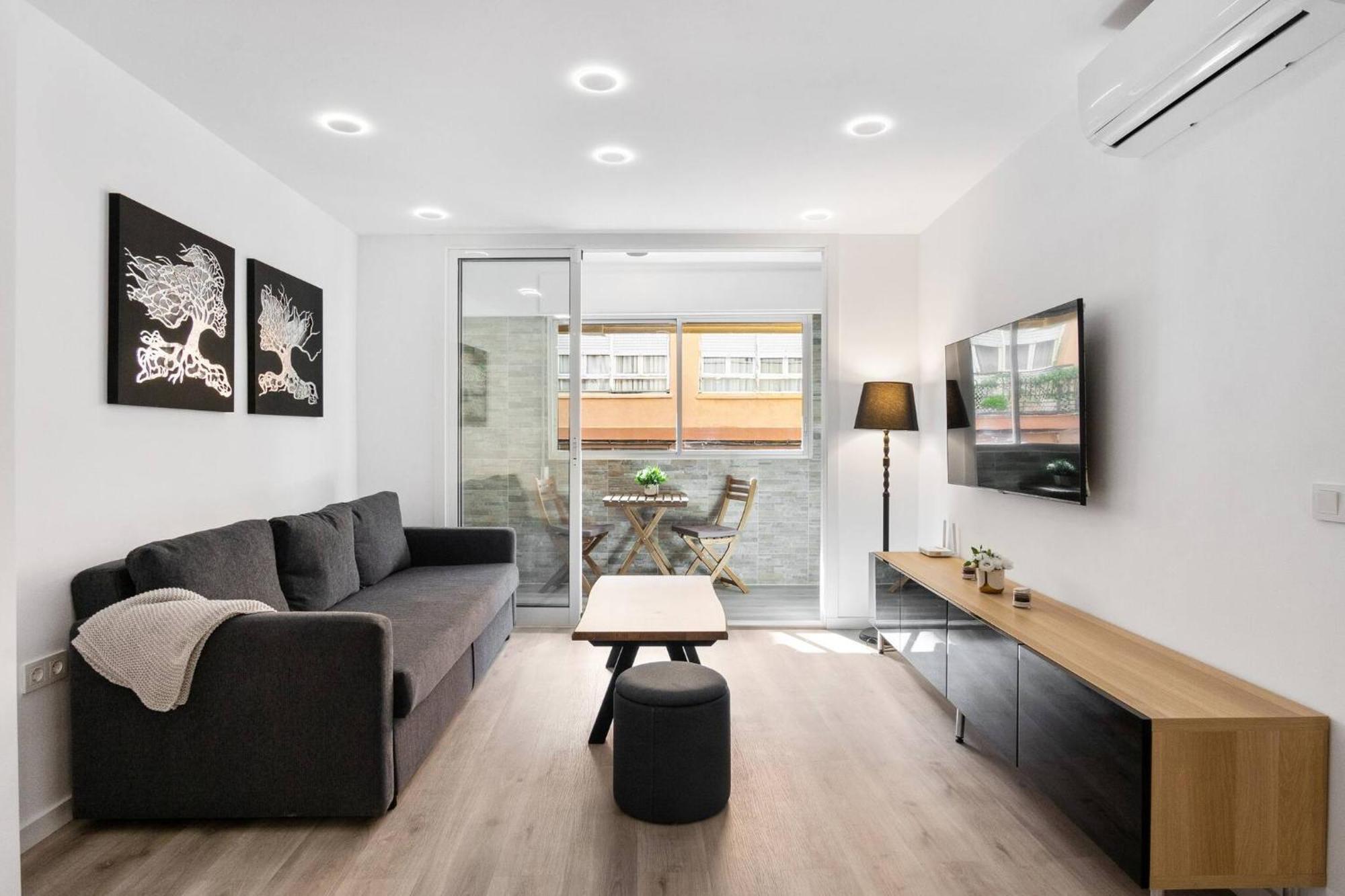 Noche By The Sea Apartment ตอร์เรเวียคา ภายนอก รูปภาพ