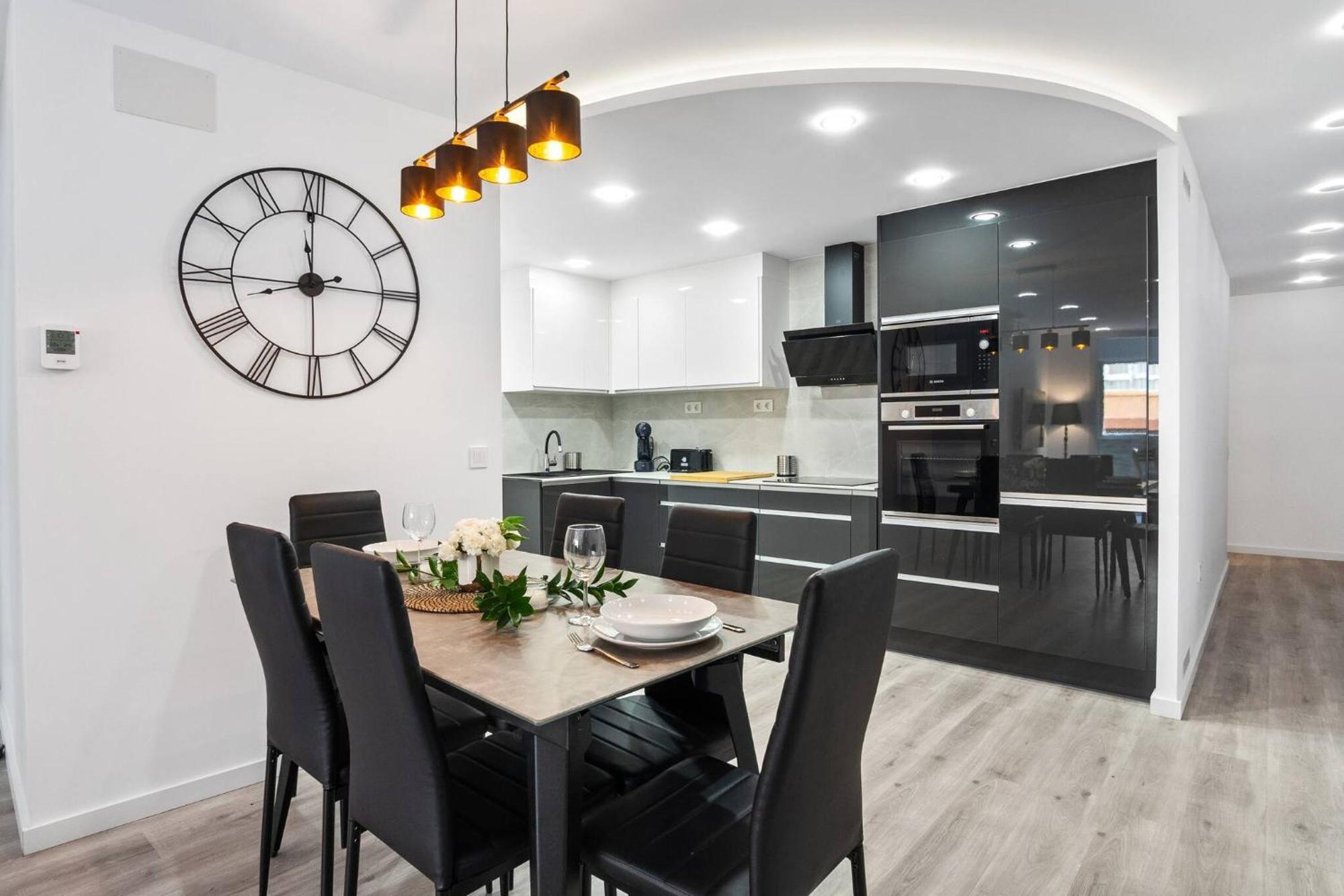 Noche By The Sea Apartment ตอร์เรเวียคา ภายนอก รูปภาพ