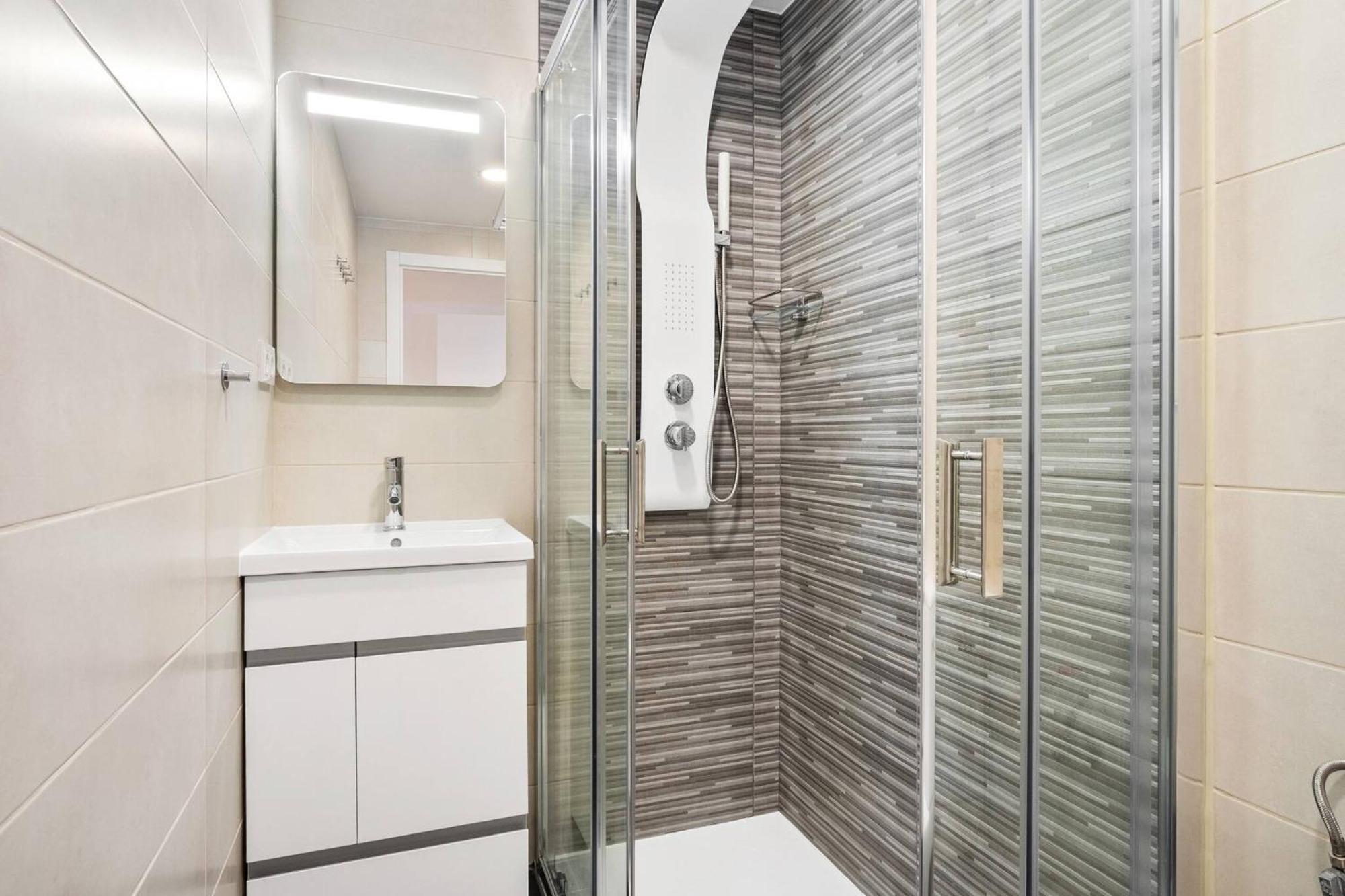 Noche By The Sea Apartment ตอร์เรเวียคา ภายนอก รูปภาพ